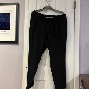 NWT black stretch dress pants with pockets and elastic waist